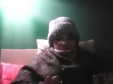 Snapshot of Musical__fantasy chatting on 02/06/26, 07:10 Musical fantasy online show from 02/06/26, 07:10