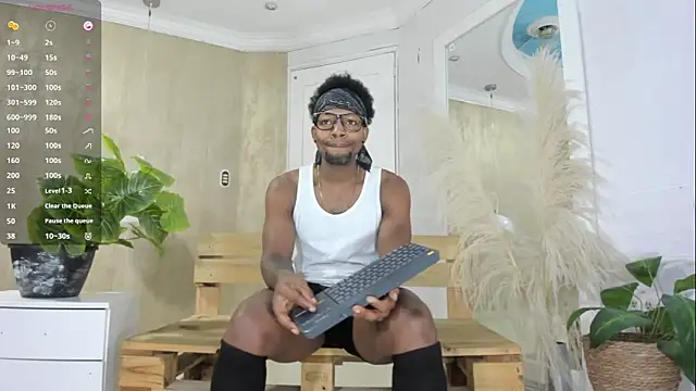 RicoBrown777  online show from 03/28/26, 04:13