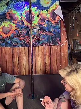 Blondebeauty6996 online show from 12/19/25, 06:38