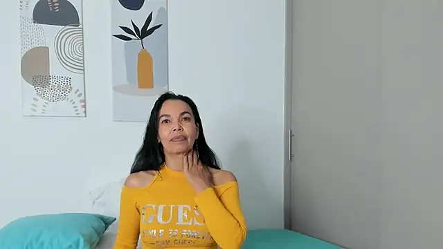 Evawalker  online show from 11/05/25, 02:58