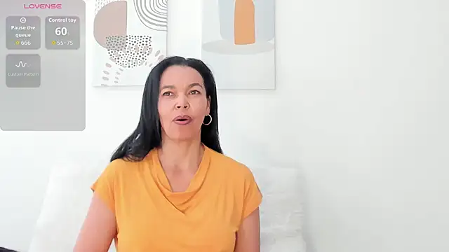 Evawalker  online show from 01/17/26, 02:42