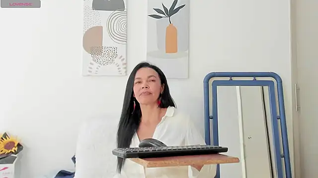 Evawalker  online show from 03/04/26, 03:09