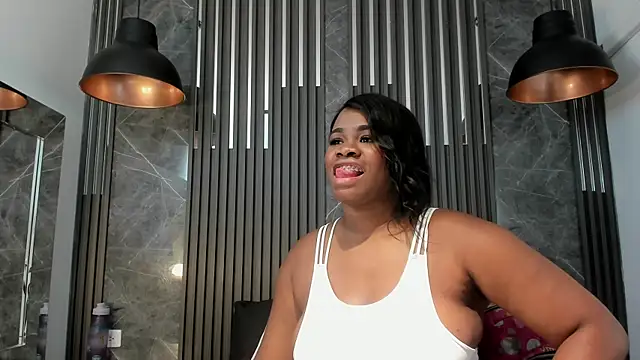 SaraiEvans online show from 11/14/25, 03:10