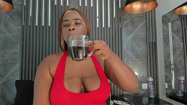 SaraiEvans online show from 09/19/25, 03:21