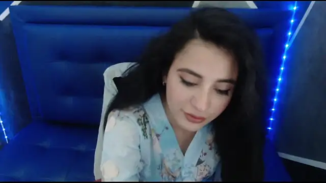 cherry modelx  online show from 09/15/25, 09:04