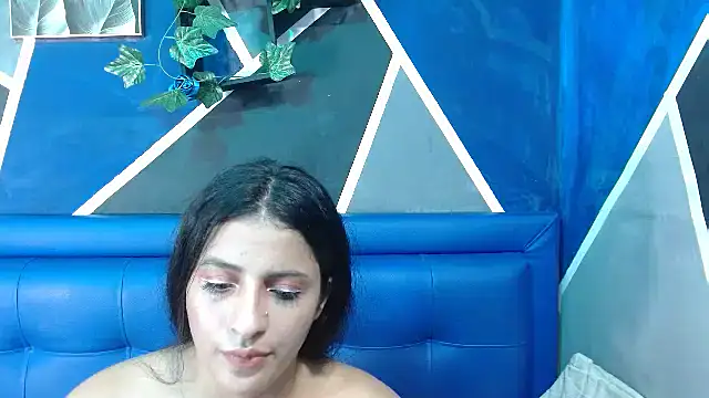 cherry modelx  online show from 03/23/25, 12:26