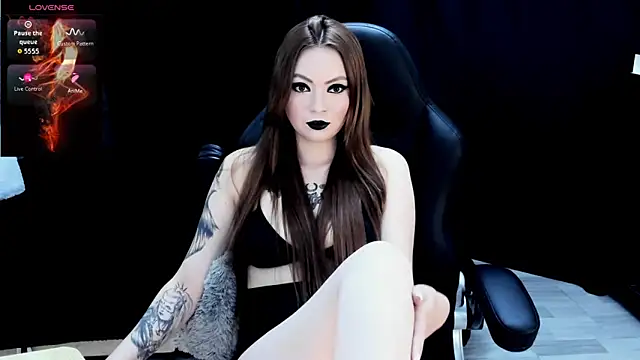 nasty katty  online show from 11/28/25, 10:10