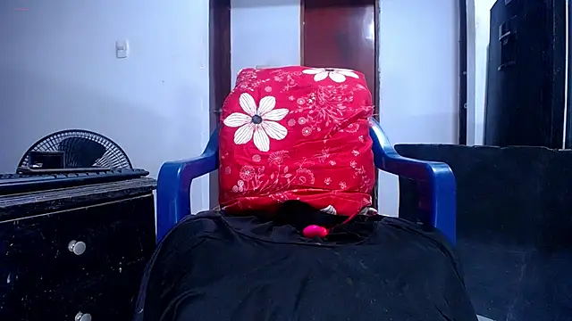 xxxBarbie-BIG-CockXX online show from 03/01/26, 03:45