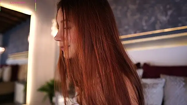 AylinMillerxs online show from 11/19/25, 08:42