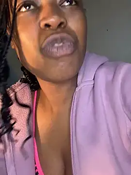 amarrabrown2024 online show from 05/25/26, 10:03