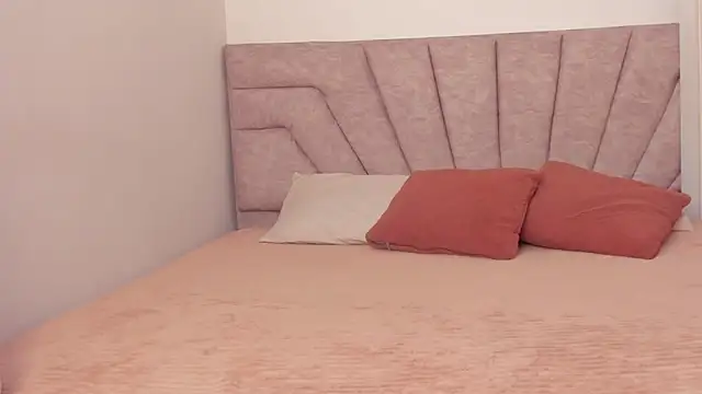 SavannahWildee online show from 02/20/26, 01:13