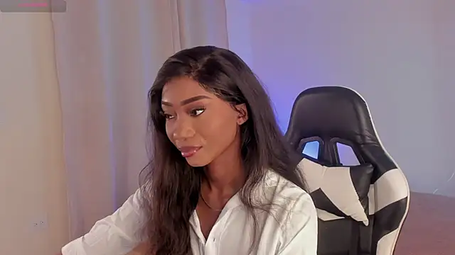 SavannahWildee online show from 02/08/25, 09:04