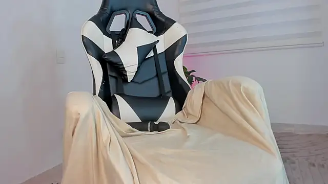 SavannahWildee online show from 07/01/26, 11:10