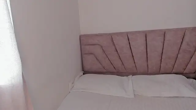 SavannahWildee online show from 02/10/26, 01:32