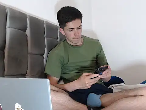 Eliantg online show from 10/01/25, 11:41