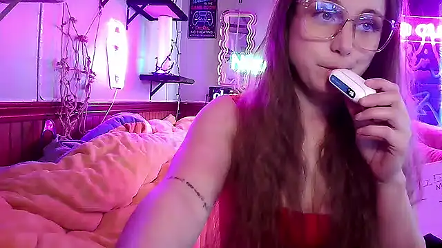 mirannacult online show from 03/04/25, 08:27