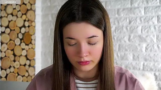 LowOncoming online show from 11/29/25, 02:12