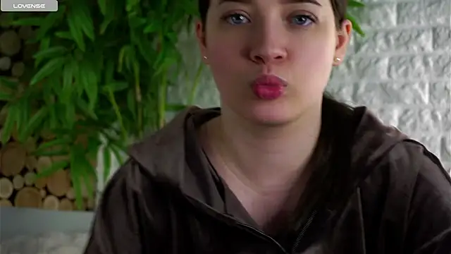 LowOncoming online show from 03/30/26, 04:36