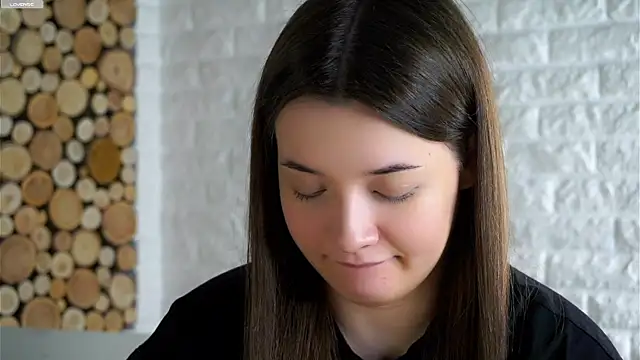 LowOncoming online show from 12/22/25, 02:55