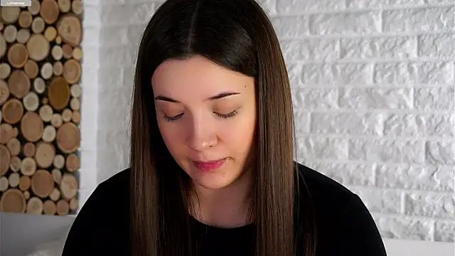 LowOncoming online show from 10/12/25, 02:02