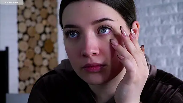 LowOncoming online show from 04/13/26, 03:43