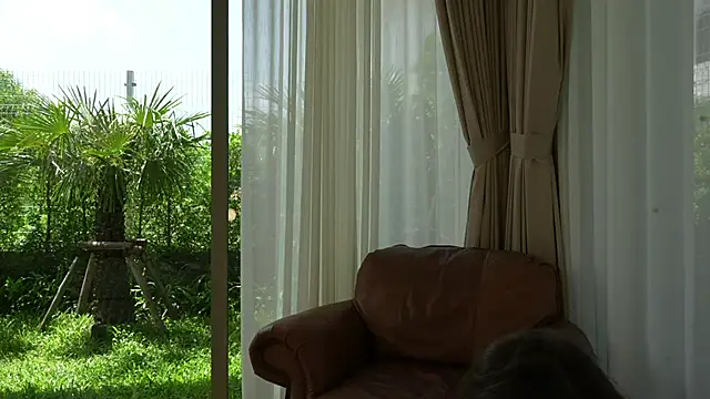 ValerieHill online show from 11/04/25, 04:38