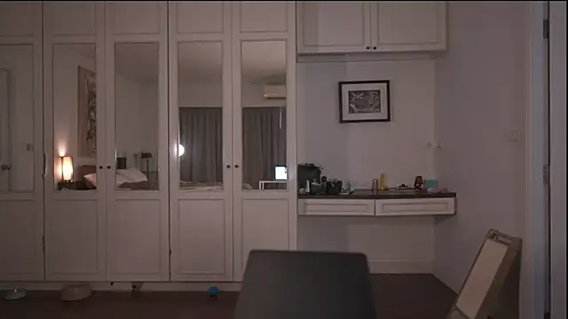 Snapshot of ValerieHill chatting on 01/07/26, 02:27 ValerieHill online show from 01/07/26, 02:27