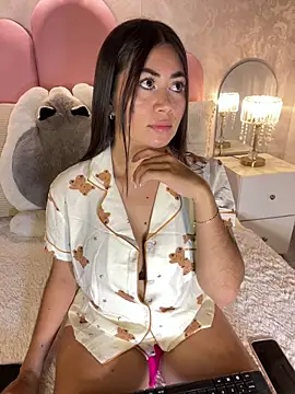  MadiLee  online show from 05/08/26, 01:42