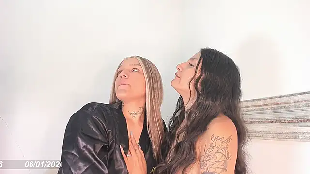 Sensually Explosive online show from 01/06/26, 09:30