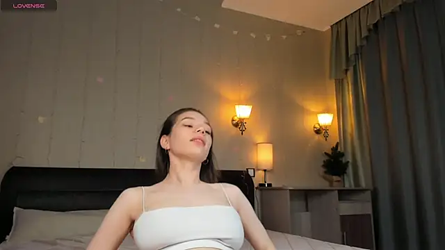 MartaVigano online show from 02/28/25, 01:05