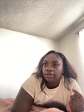 Snapshot of LillShayy chatting on 09/19/25, 03:27 LillShayy online show from 09/19/25, 03:27