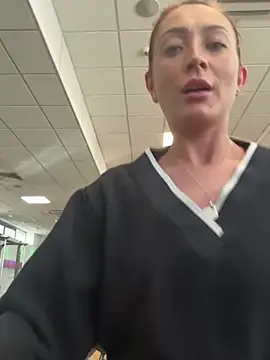 Pollypearson online show from 01/27/25, 01:52