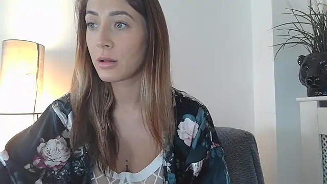 Pollypearson online show from 01/08/25, 11:21