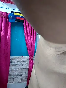 Michelle Brito1 online show from 04/03/26, 02:12