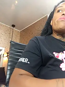 Michelle Brito1 online show from 10/09/25, 10:10