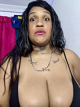 Michelle Brito1 online show from 03/08/26, 02:04