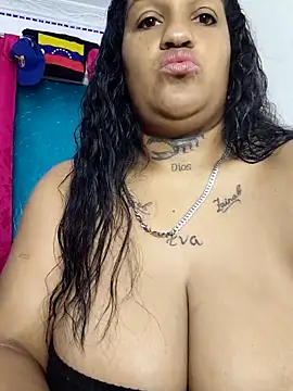 Michelle Brito1 online show from 03/06/26, 03:07