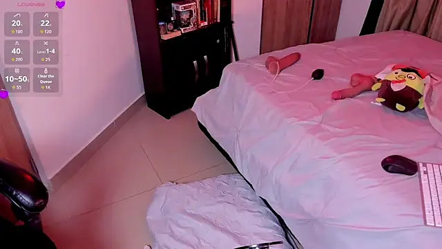 Snapshot of LilyRobertts chatting on 11/27/25, 02:34 LilyRobertts online show from 11/27/25, 02:34