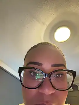 BaddieMelanie online show from 03/09/26, 04:43