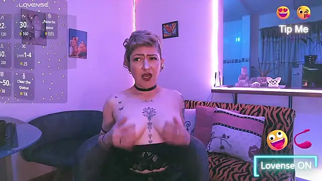 Maria fernandaxxx  online show from 10/22/25, 09:46