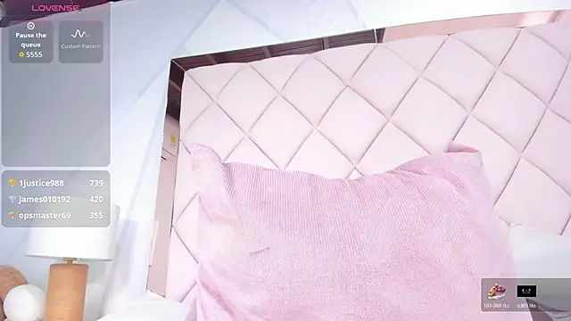 karina mason online show from 11/10/25, 01:54