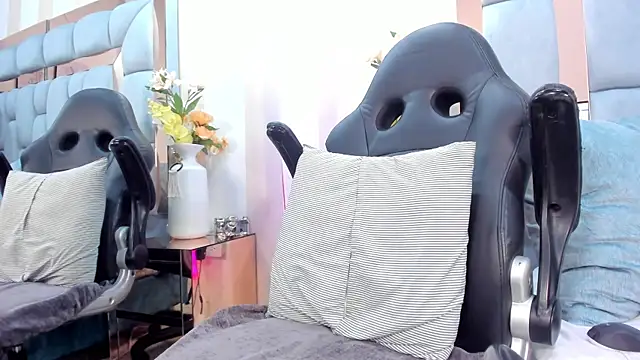 karina mason online show from 10/21/25, 12:37