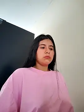  maiahairy  online show from 11/18/25, 07:06