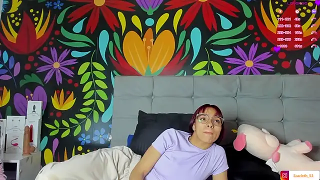 Scarlet Red  online show from 11/22/25, 12:15