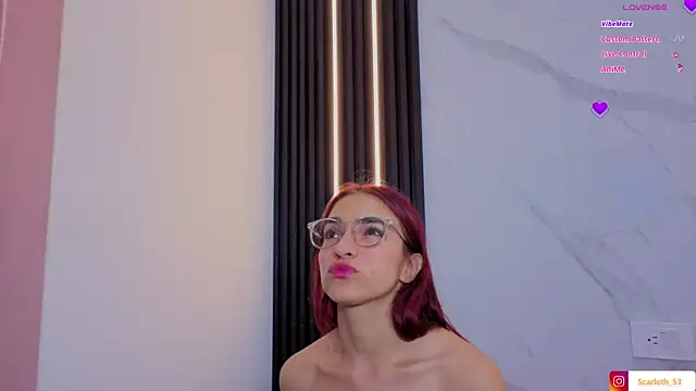 Scarlet Red  online show from 11/05/25, 12:08