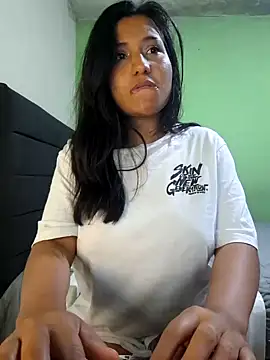 Snapshot of yuliparis chatting on 12/05/24, 06:48 yuliparis online show from 12/05/24, 06:48