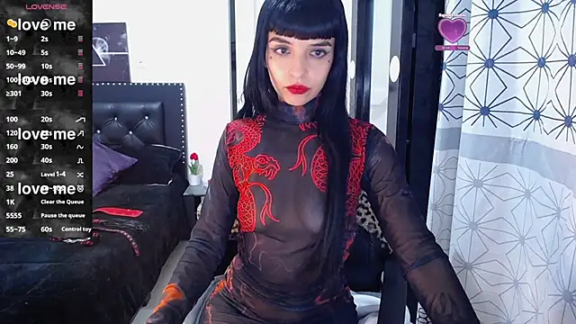 charllotee dark online show from 10/07/25, 03:40