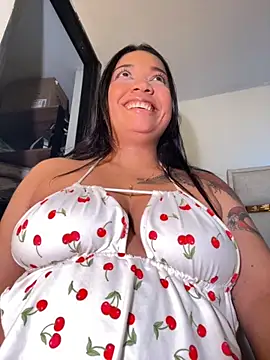 Snapshot of _octavia_ chatting on 09/17/25, 11:40 octavia online show from 09/17/25, 11:40