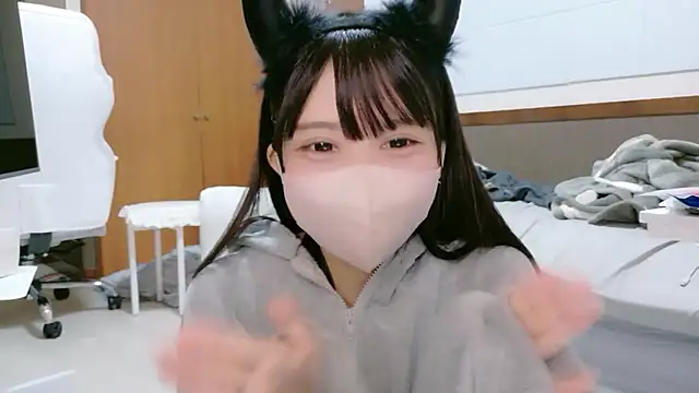 Snapshot of YUNOCHI_nyanko chatting on 11/03/25, 10:19 YUNOCHI nyanko online show from 11/03/25, 10:19