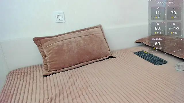 Snapshot of IVerySexy chatting on 10/08/25, 11:01 IVerySexy online show from 10/08/25, 11:01